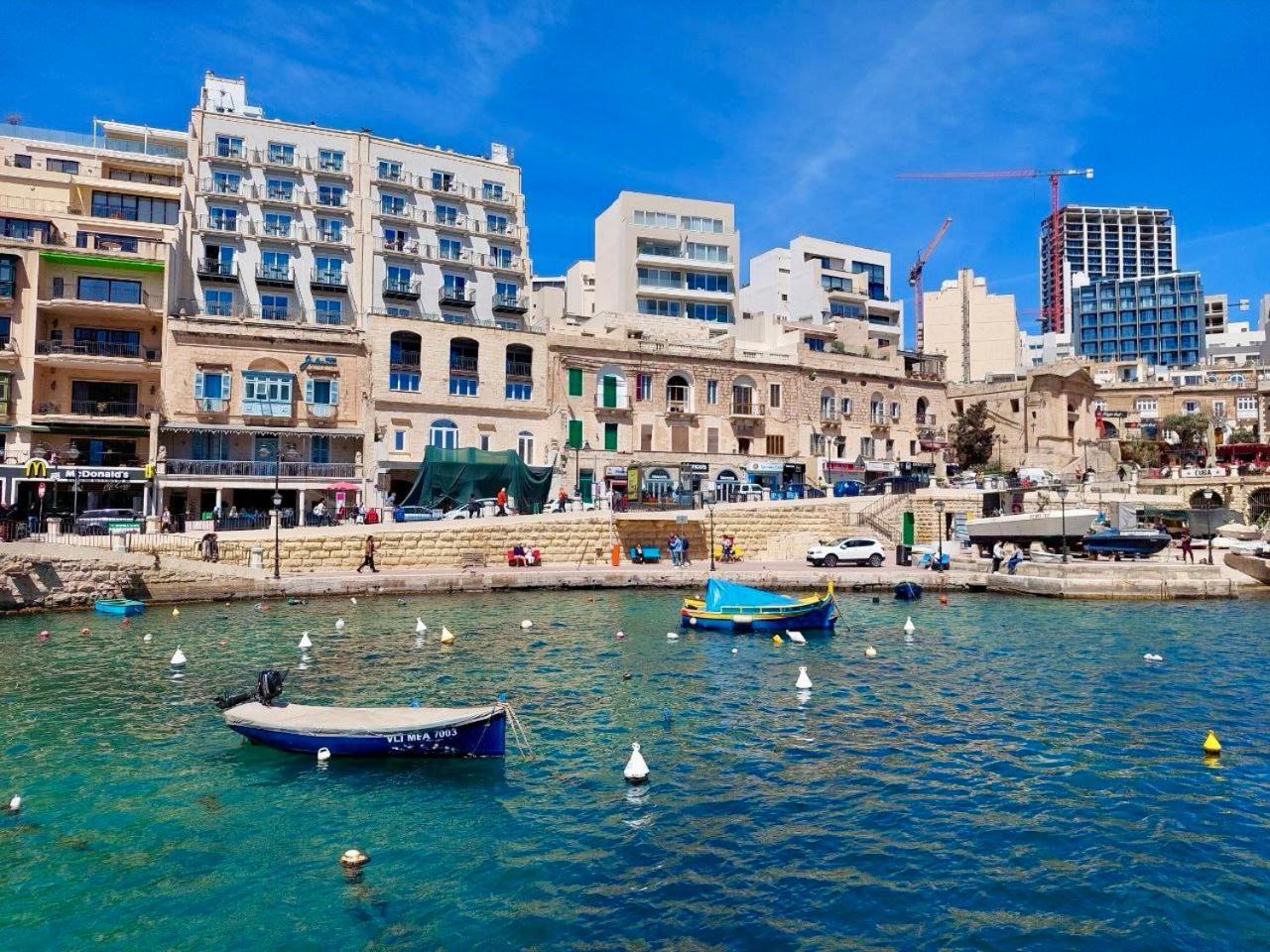 Malta Crown Guesthouse Saint Julian's Exterior photo